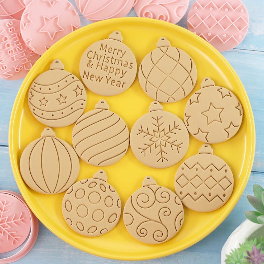 Ornament Ball Set - مجموعة قواطع بسكويت لزينة عيد الميلاد