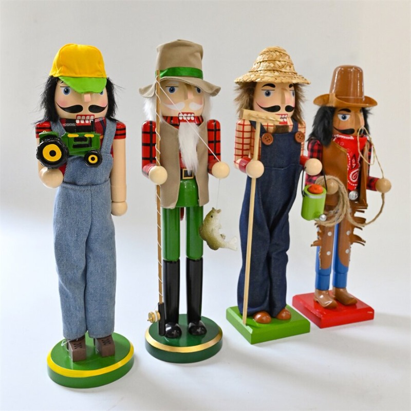 جنود كسارة البندق الخشبية سائق - مراجعة Nutcracker Figurine وسعره