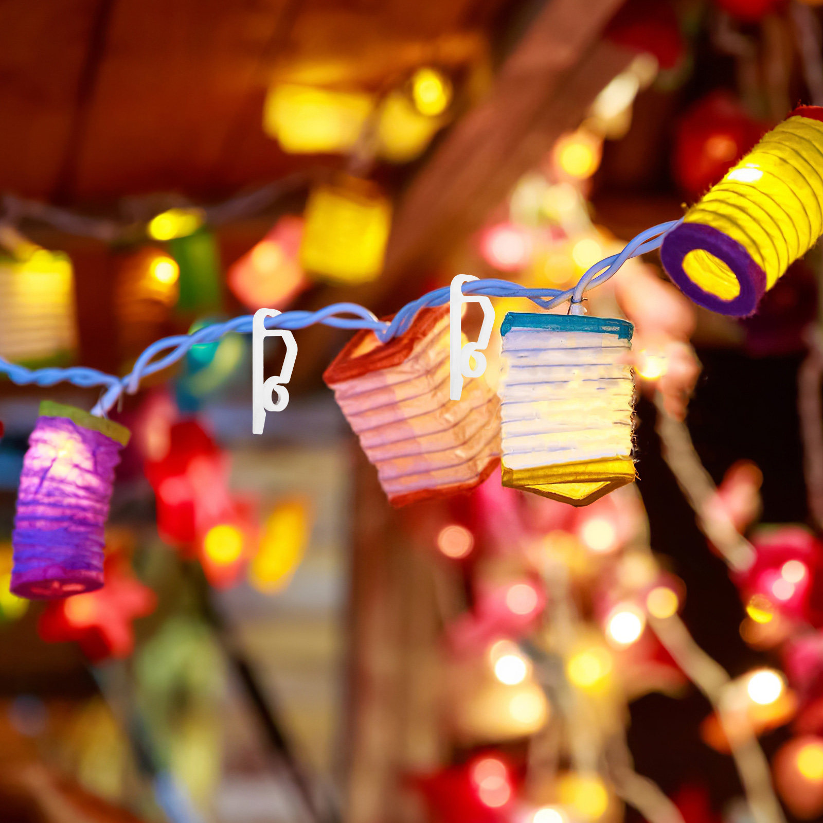 50 قطعة من خطافات أضواء الزينة - مراجعة Christmas Lights Outdoor وسعره